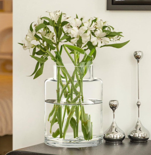Clear Cylindrical Glass Vase – Tabletop Centerpiece